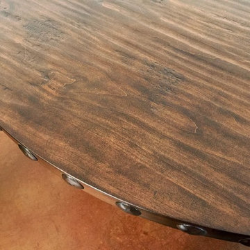 Knotty Alder Wood Round Dining Table