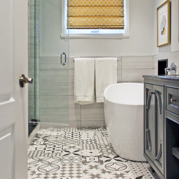 CHARLEVOIX BATHROOM