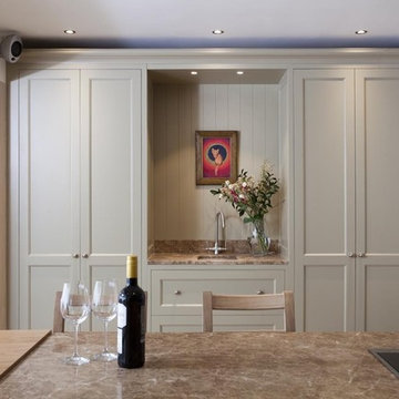 "Leverett" Woodale Design