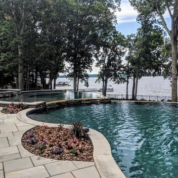 Lakeside Luxury Vanishing Edge Pool