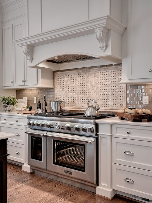 Glass Subway Tile Backsplash | Houzz