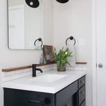 Lake house bathroom