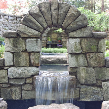 Water Features : Ponds, Waterfalls & Fountains