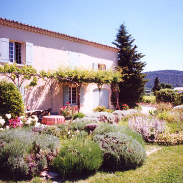 House Exterior, Gardens