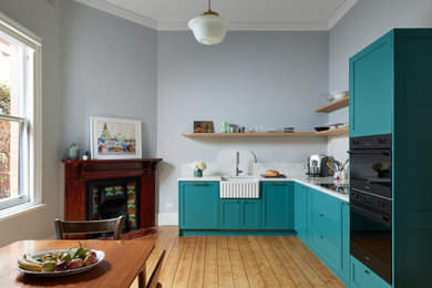 This is an example of a kitchen in Melbourne.