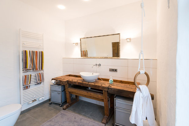Современный Ванная комната by Kate Jordan Photo