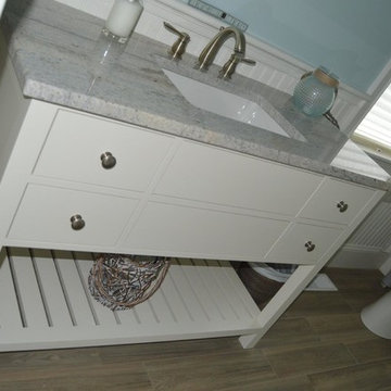 Custom Kitchen & Baths
