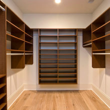Master Bedrood Closet