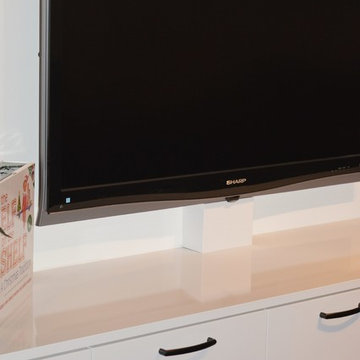 Floating Entertainment unit