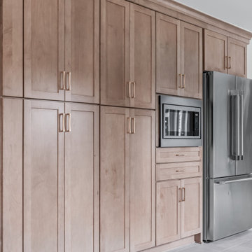 Green Cabinets Boost Style and Organization in the Kitchen