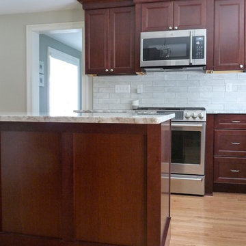 Homecrest Cabinetry- Eastport in Cherry