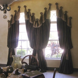 Arched windows - Curtains