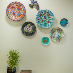 The "Living Gloriously" Home. - Wall Accents