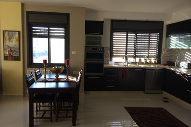 Minimalist home design photo in Other
