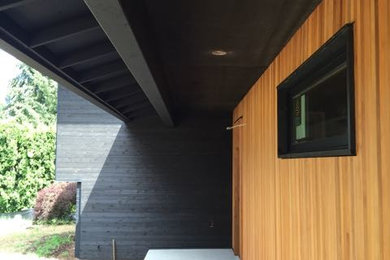 Photo of a modern home in Portland.