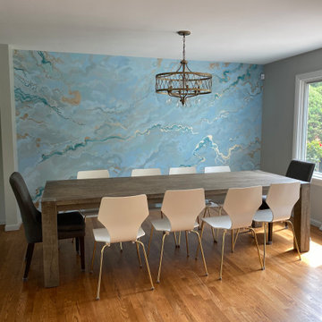 Textured wall with Hints of champagne metallic paint