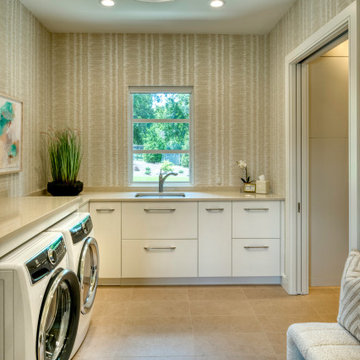 Des Moines, IA - Southern Hills; Addition & Detailing
