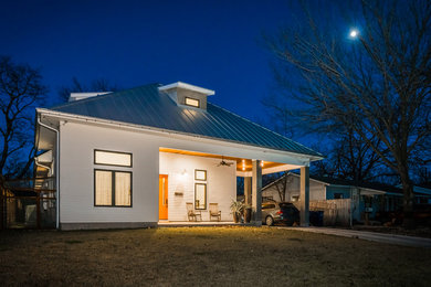 Exterior home idea in Austin
