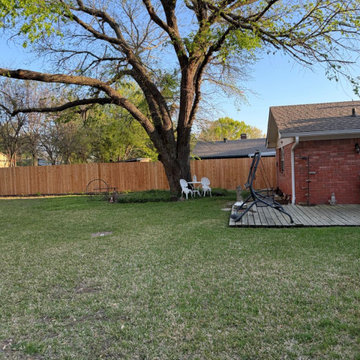 Gainesville, TX wood privacy fence, western red cedar
