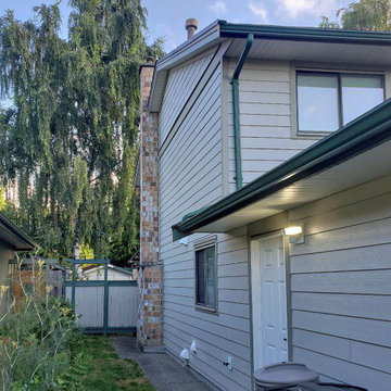 Traditional House Siding Renovation in Winnipeg