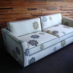 Acanthus' " Platt Dahlia" - Sofas