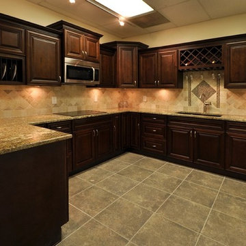 Chocolate Glaze Raised Panel Kitchen