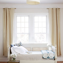 Nevis Daybed - Beds