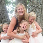 Melissa Robertson's photo