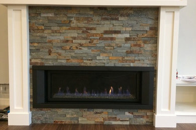 Example of a classic living room design in Grand Rapids
