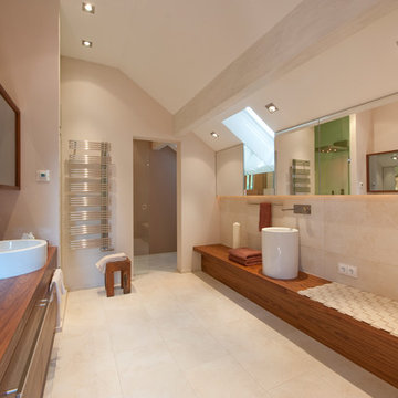 BADEZIMMER _ BATHROOM