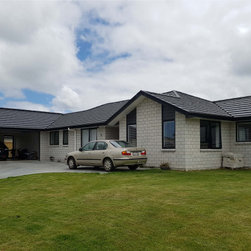 Premier Brick Country in White - Products