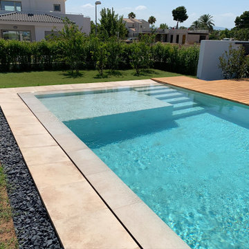 Piscina desbordante en Carlet