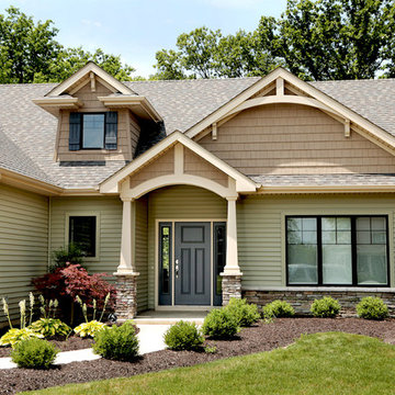 Indiana Custom Builder Maintains Consistent Style