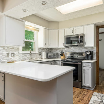 Transitional Kitchen Remodel in a Two-Tone Color