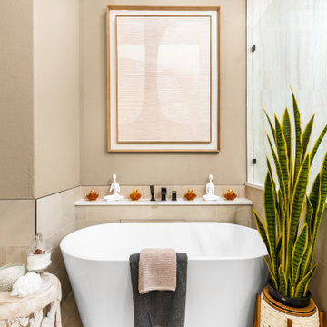 Minimalist Freestanding Tub Styling