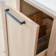 Cabinet DETAILS