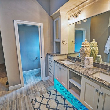 Unique Reverse 1.5 Story home in Overland Park, KS
