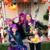 Jill Bogle's photo