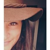 Sara Traviss foto