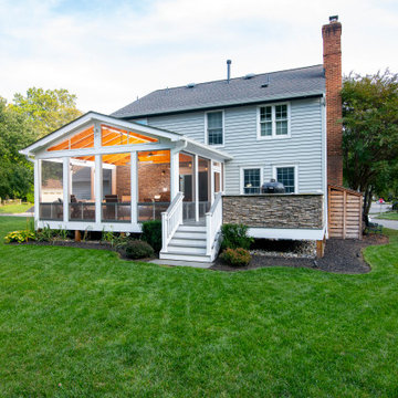 Design Builders screened porch and deck in Burke, Fairfax County Virginia
