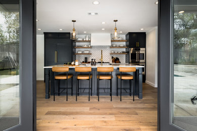 Inspiration for a contemporary kitchen remodel in Dallas