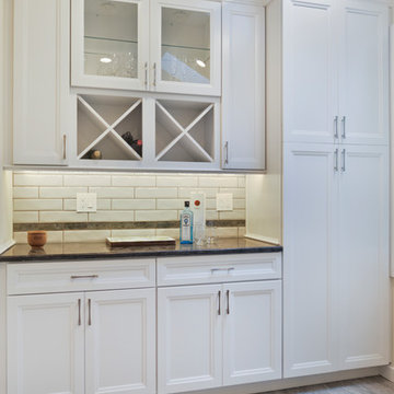 Enjoying of a Comfortable New Sunroom and a Beatiful New Kitchen Remodel in VA
