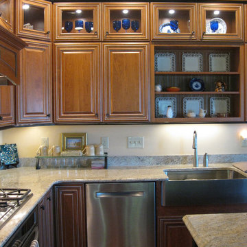 River House Traditional Schuler