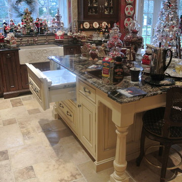 Newtown Customer Kitchen - Sub-Zero Refrigerator Drawer