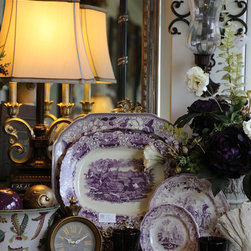 Home Decor & Accessories - Decorative Objects And Figurines