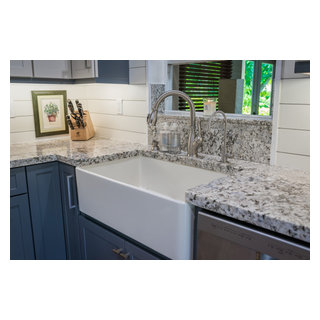Bel Air Kitchen Remodel - Farmhouse - Kitchen - Miami - by Innovative ...