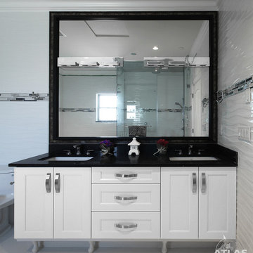 Sophisticated and Chic ( West Vancouver, BC )