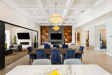 Dining room - contemporary dining room idea in Orange County