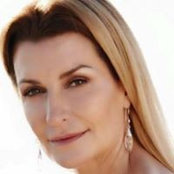 Julie Van Damme's photo