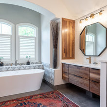 Bathrooms / tile